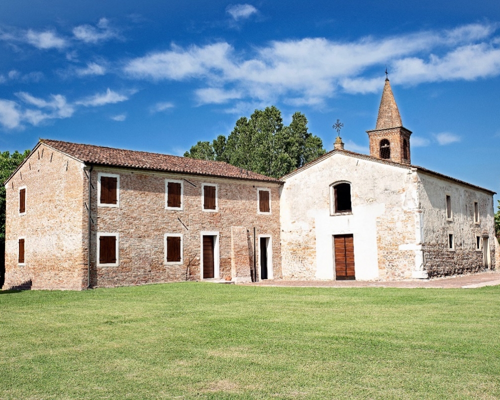 Sopra i luoghi sacri pagani i cristiani hanno costruito le loro chiese