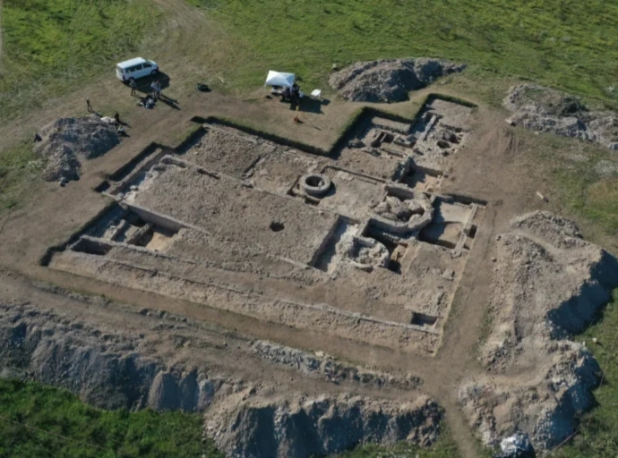 Un palazzo episcopale del IV secolo riaffiora a Ostia: la più antica residenza con sfarzo e splendore