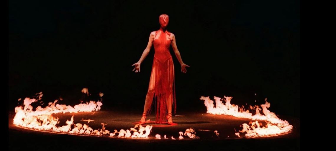 Notre-Dame de Paris: linda e pinta