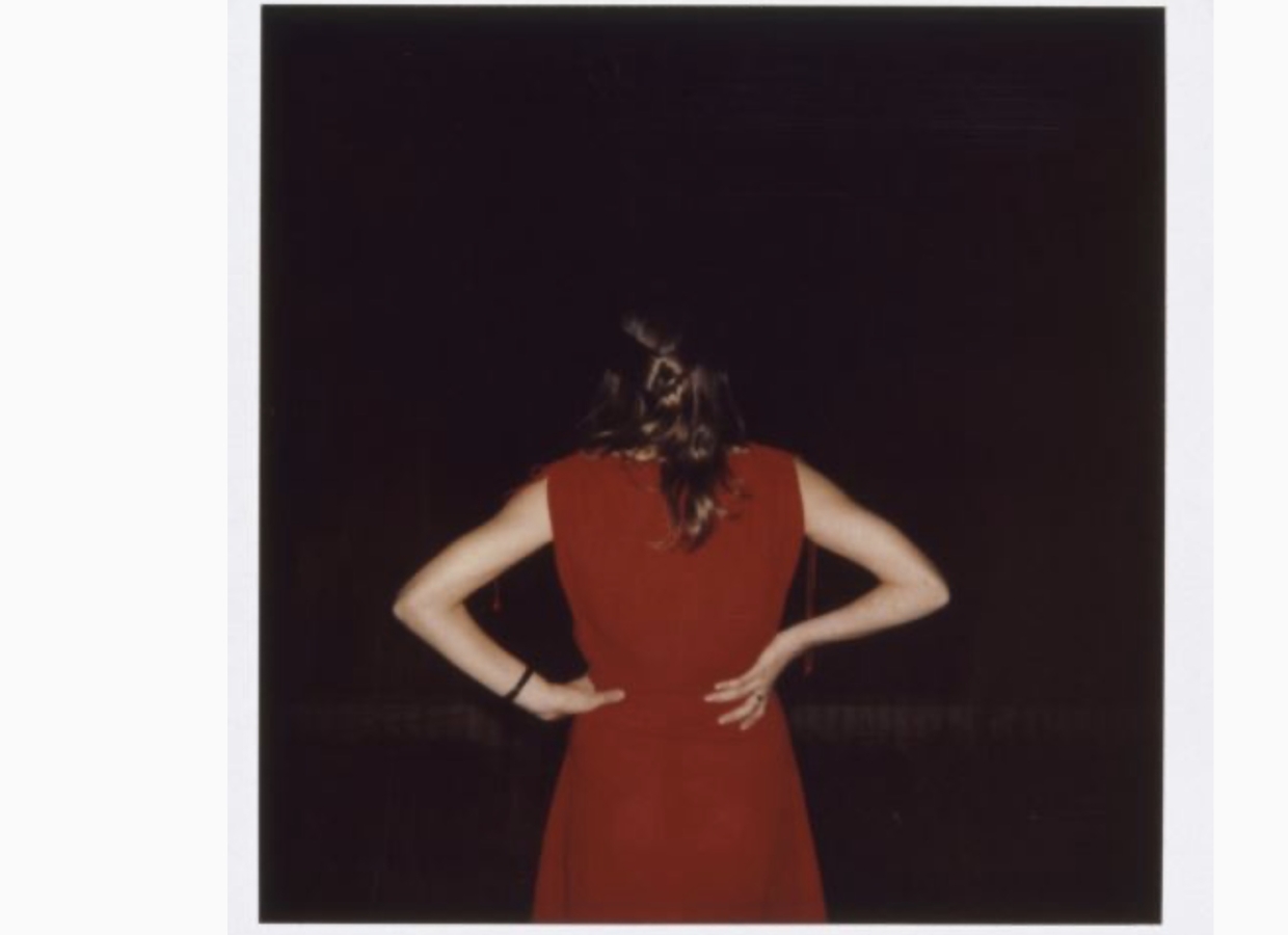 Fig. 1- Luigi Ghirri, Formigine, Modena, 1980 – 8×8 cm – Courtesy Thomas Dane Gallery, Londra e Napoli