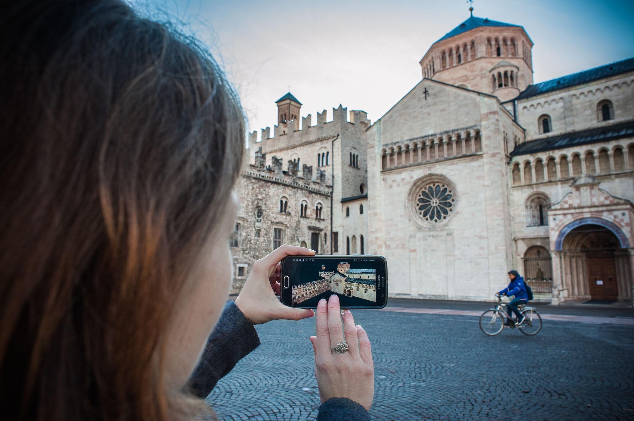 Creare un mondo in 3D con lo smartphone: il progetto REPLICATE