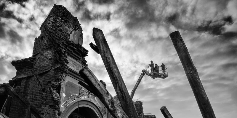 Ricostruzione di edificio a seguito del terremoto in Emilia a San Felice sul Panaro (2012)