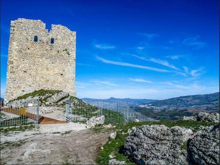 torre satriano